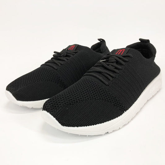 Кроссовки летние. Размер 41. Цвет: черный