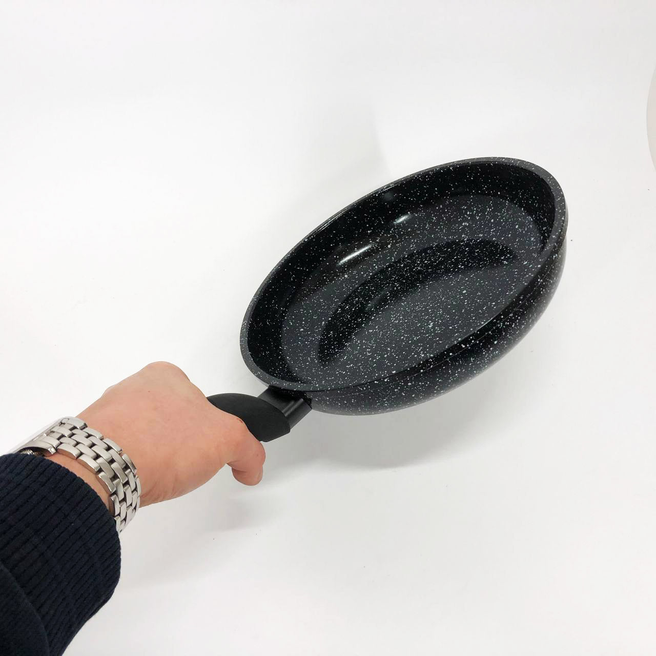 Сковорода UNIQUE UN-5134 22 см. без крышки, устойчивая к царапинам и сколам сковорода, с антипригарным покрытием