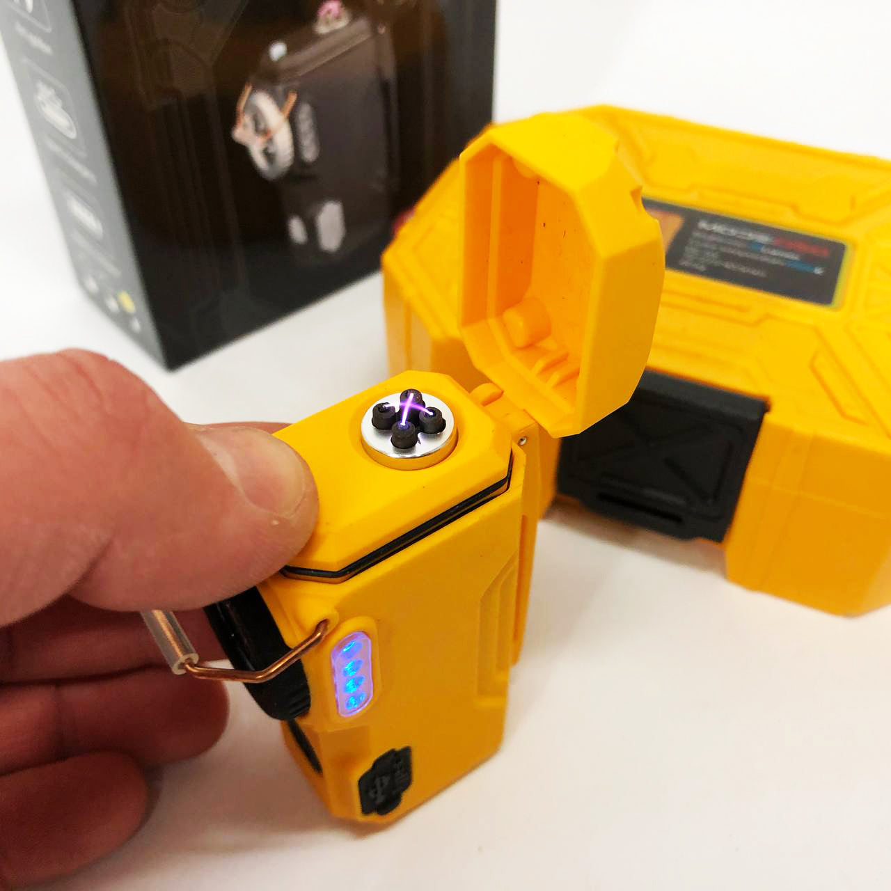 Багатофункціональний армійський ліхтар D50-SMD індикація заряду, запальничка.