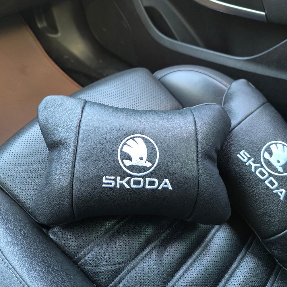 Автомобильные подушки 2 шт на подголовник Skoda / Вред, из натуральной кожи, стильный аксессуар для вашего авто