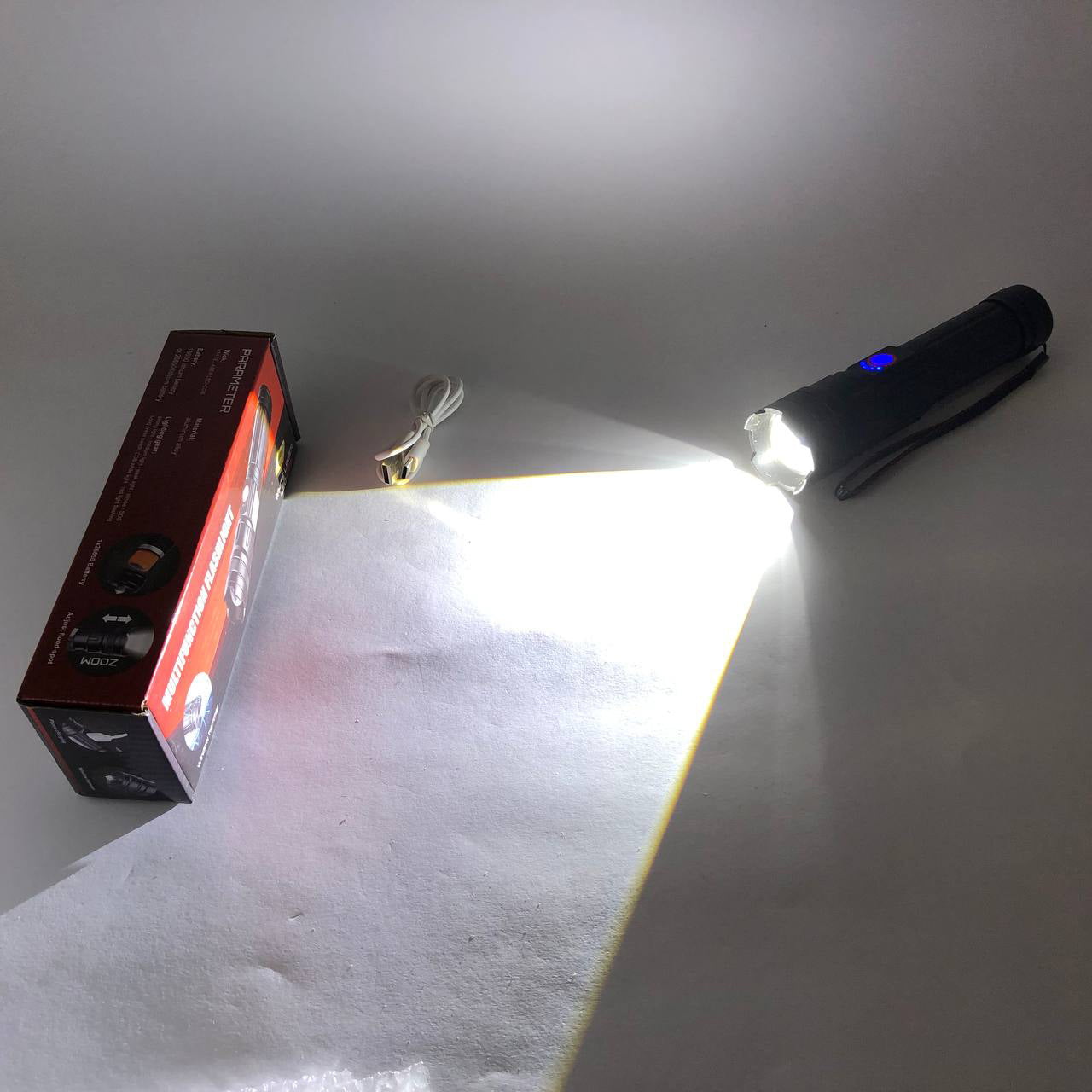 Фонарик карманный светодиодный Police BL-6525-GT100 с ремешком и функцией зума