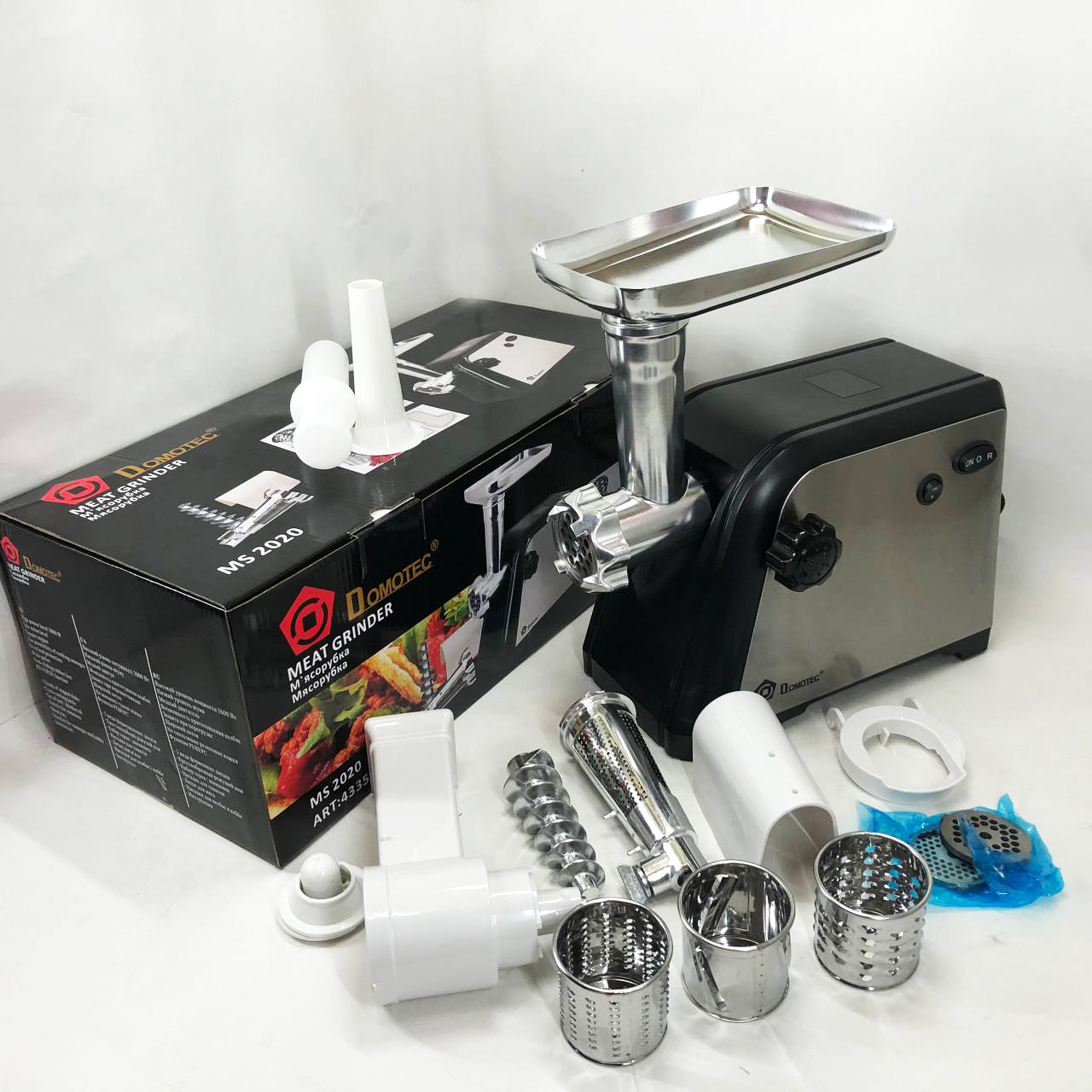 Электрическая мясорубка Domotec MS-2020 с насадкой для томатов и терками 2600 W