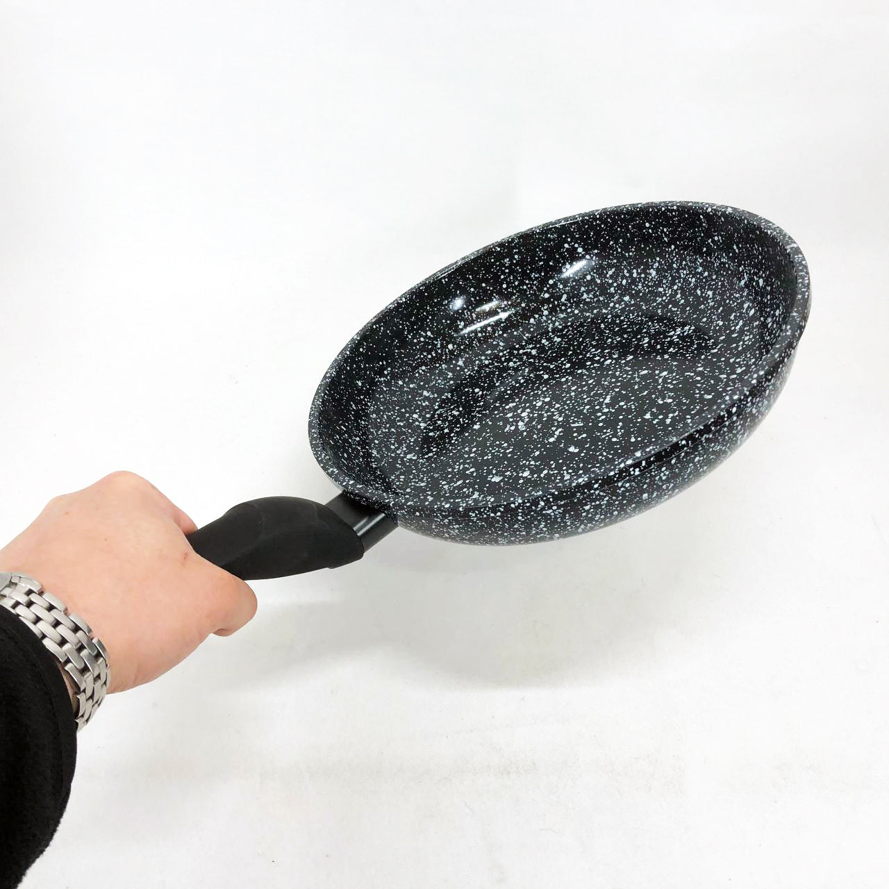 Сковорода UNIQUE UN-5104 24 см, без крышки, многослойным антипригарным гранитным покрытием