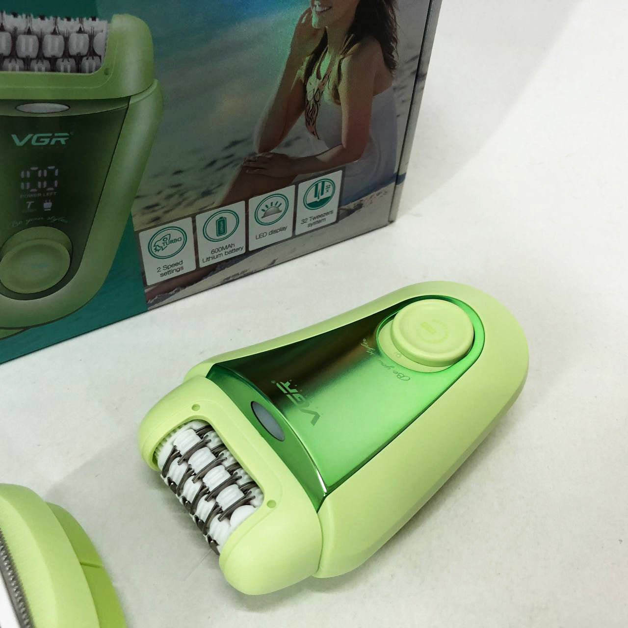 Эпилятор VGR 2 в 1 V-758. Цвет: зеленый