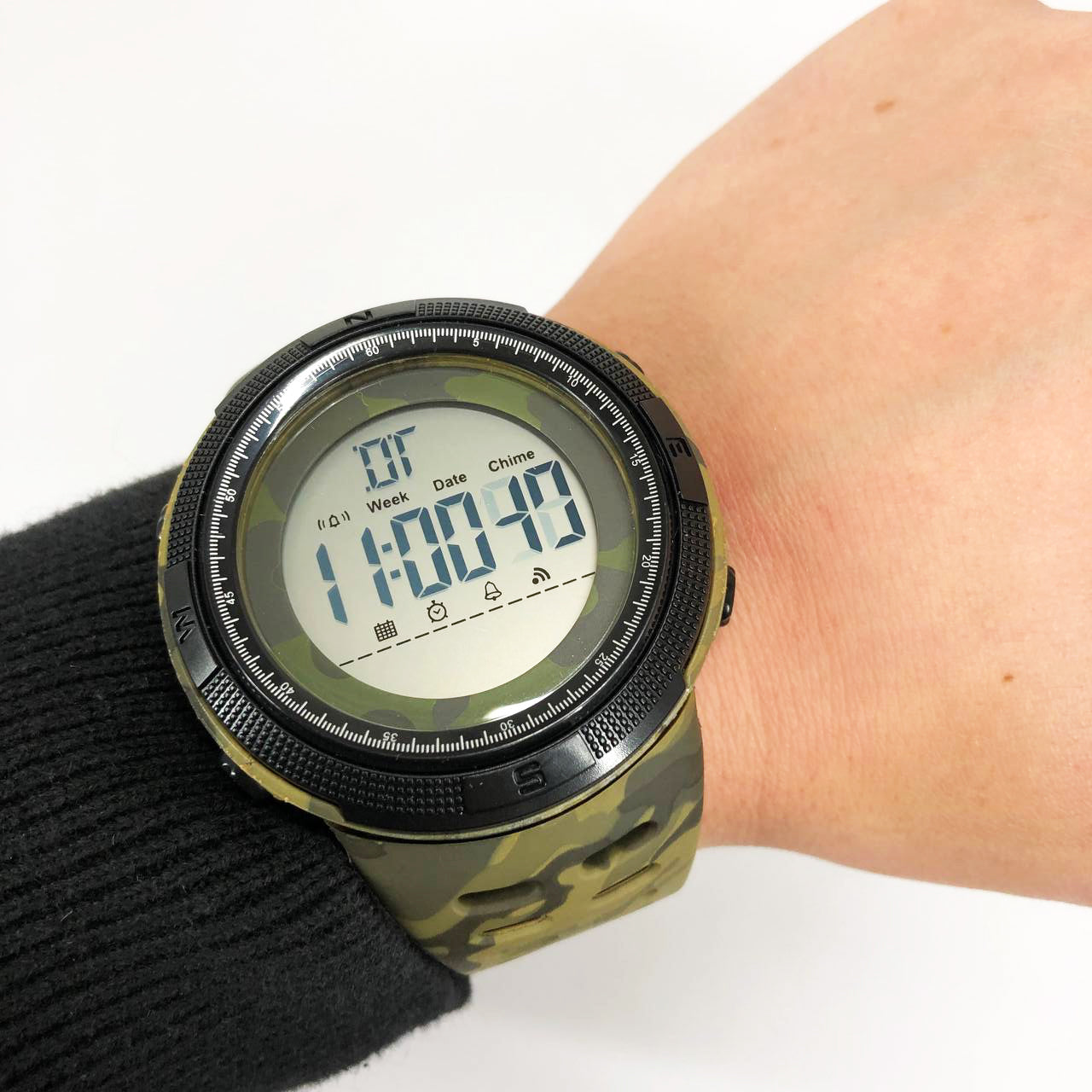 Часы наручные мужские SKMEI 2070CMGNWT ARMY GREEN CAMO. Цвет: камуфляж