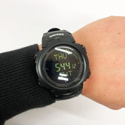 Часы наручные мужские SKMEI 1231BK, брендовые мужские часы, модные мужские часы. Цвет: черный