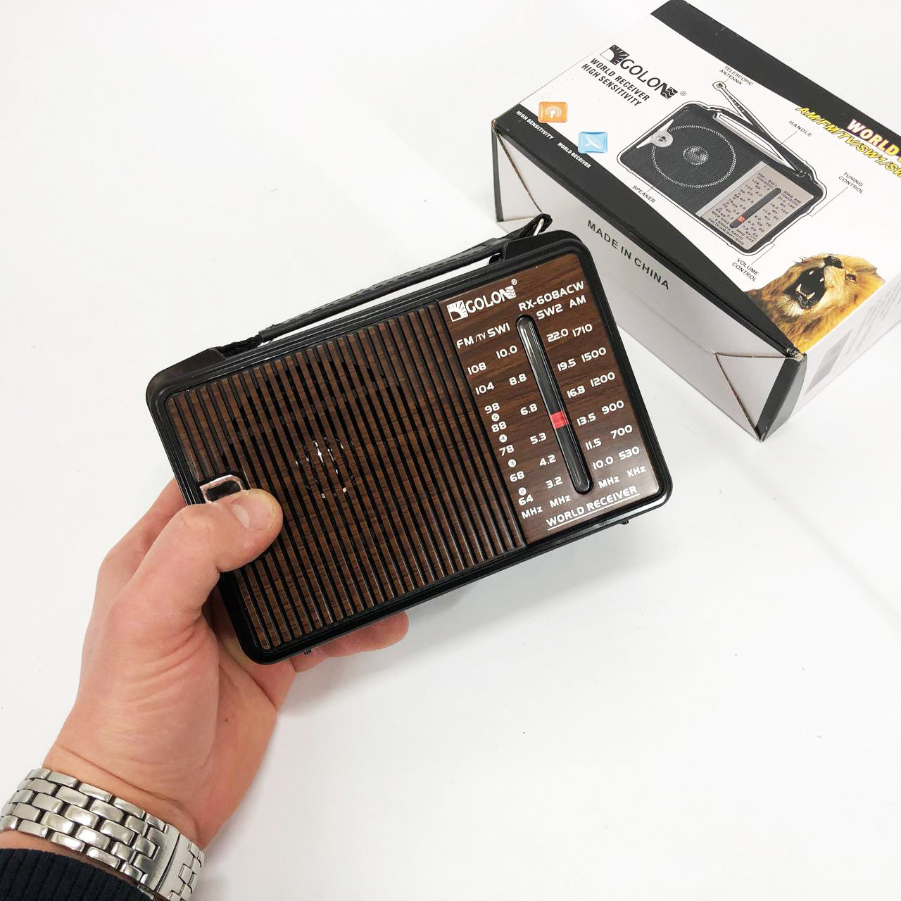 Радиоприемник GOLON RX-608 всеволновый на батарейках + поддержка USB/microSD/MP3/WMA