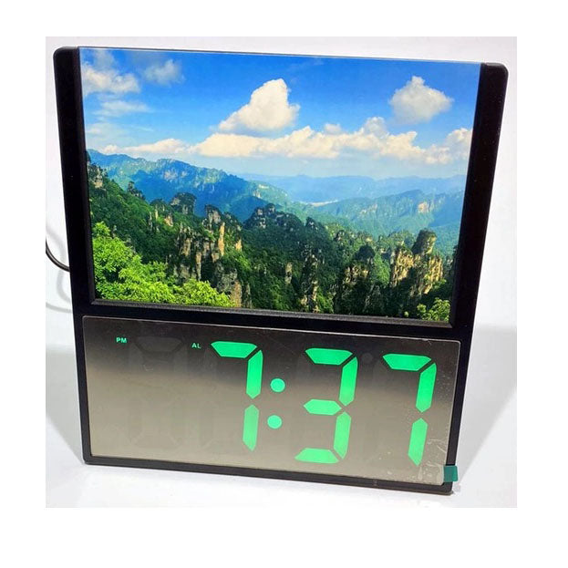 Электронные проводные настольные цифровые часы DS-6608 с фоторамкой, зелёная подсветка. Цвет: белый