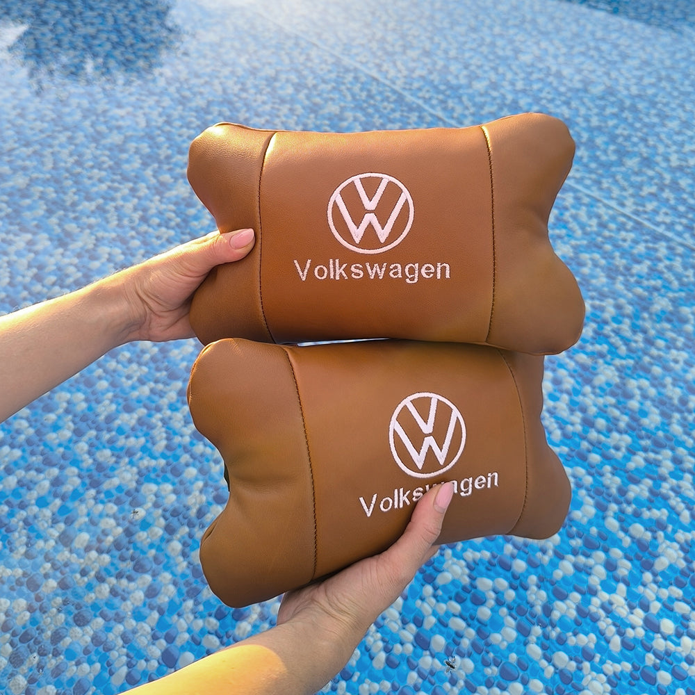 Набор подушек 2шт для автомобиля Volkswagen из натуральной коричневой кожи. Подушки на подголовник