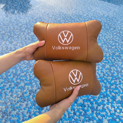 Набор подушек 2шт для автомобиля Volkswagen из натуральной коричневой кожи. Подушки на подголовник