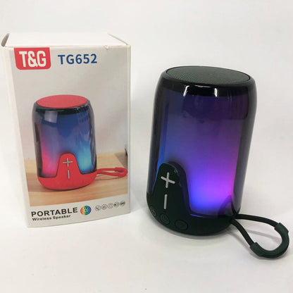 Портативная колонка TG652 5W с RGB подсветкой и ремешком, колонка с аккумулятором блютуз. Цвет: зеленый