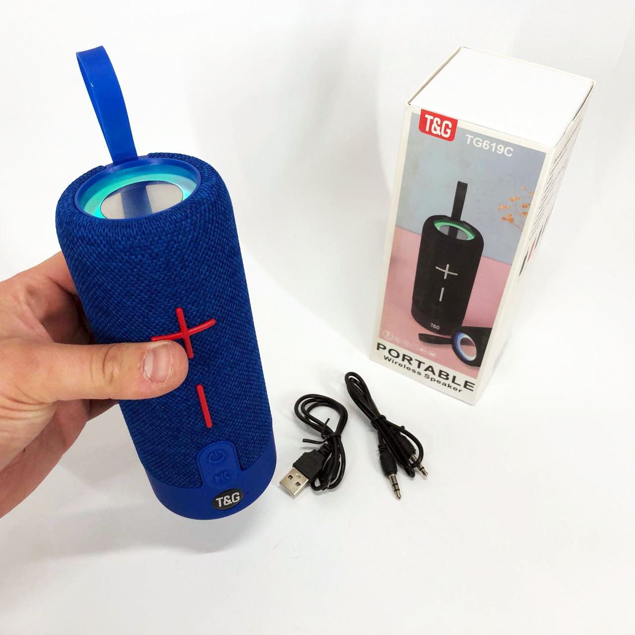 Портативная Bluetooth колонка TG619C FM-радио USB/TF с ремешком, блютуз колонка с подсветкой. Цвет: синий