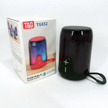 Портативная колонка TG652 5W с RGB подсветкой и ремешком, колонка с аккумулятором блютуз. Цвет: зеленый