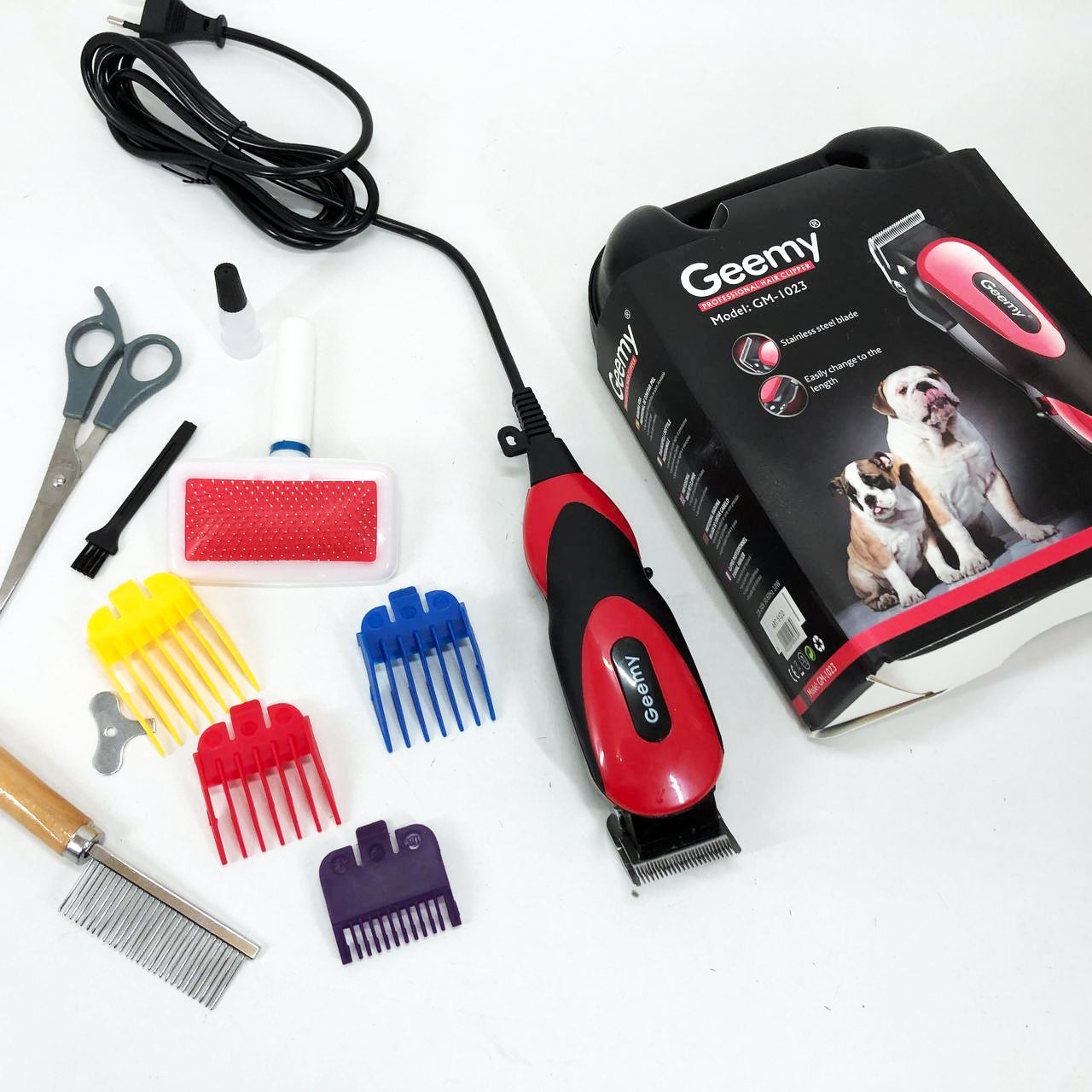 Машинка Gemei GM-1023 для стрижки животных с 4 насадками для любого типа шерсти + ножницы и расческа-гребешок