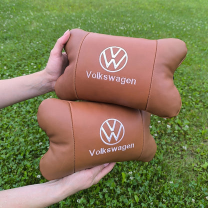 Набор подушек 2шт для автомобиля Volkswagen из натуральной коричневой кожи. Подушки на подголовник
