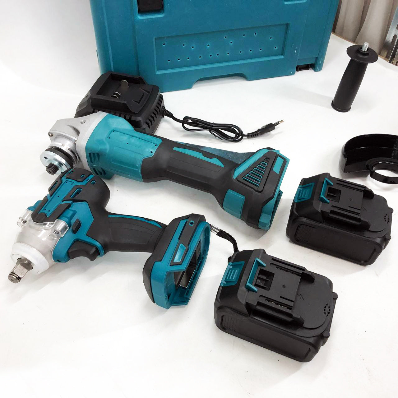 Набор 2 в 1 шуруповёрт + гайковёрт в чемодане 2 аккумулятора