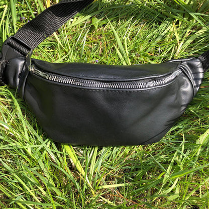 Бананка кожаная. Сумка на пояс из кожи, Универсальная сумка нагрудная, Практичная сумка на пояс