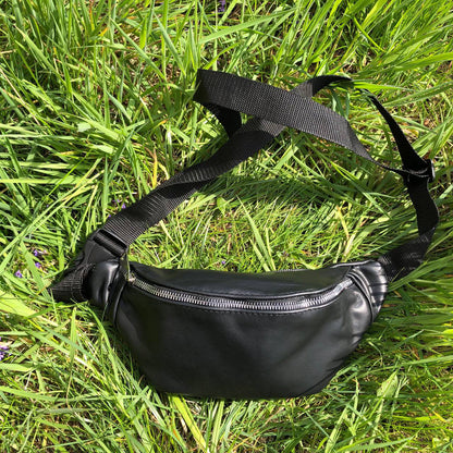 Бананка кожаная. Сумка на пояс из кожи, Универсальная сумка нагрудная, Практичная сумка на пояс