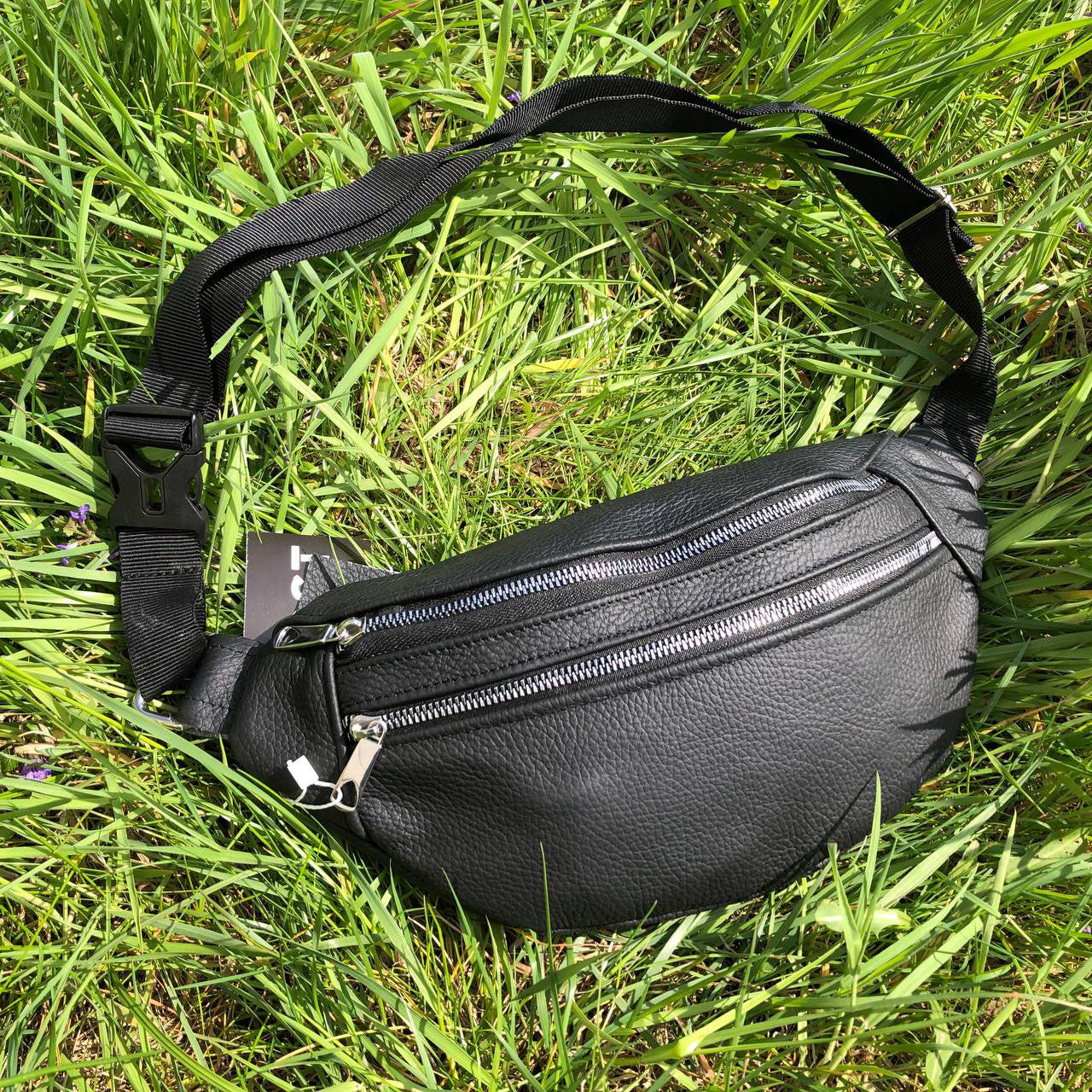 Бананка из натуральной кожи, сумка мужская-женская барсетка черная c серебряным замком