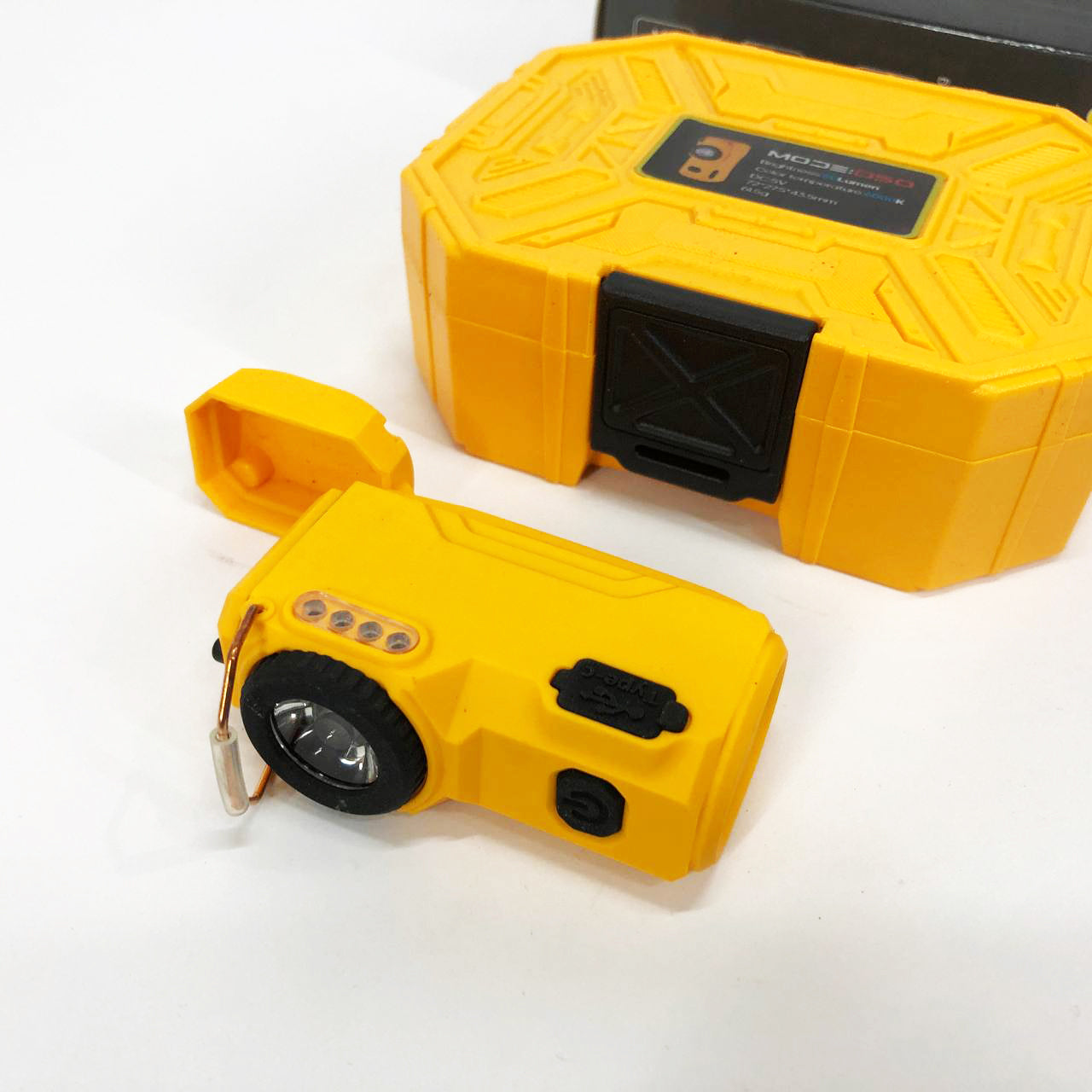 Багатофункціональний армійський ліхтар D50-SMD індикація заряду, запальничка.