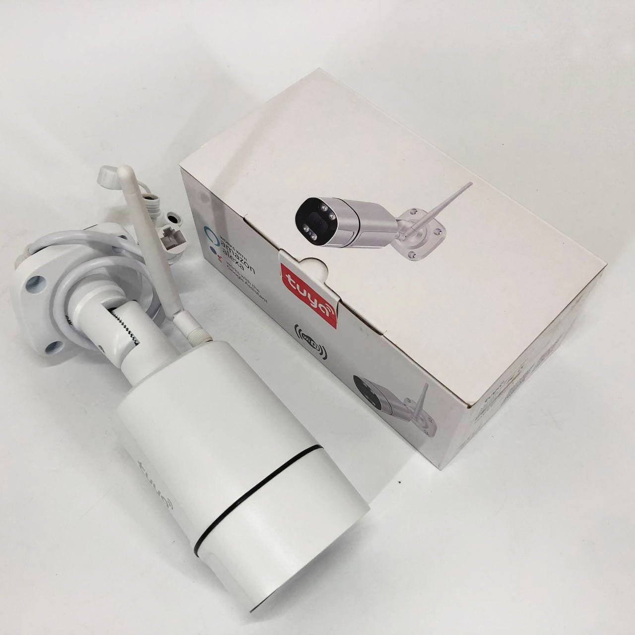 Камера видеонаблюдения Camera C16 TUYA APP WIFI IP 3.0 mp уличная с дистанционным просмотром