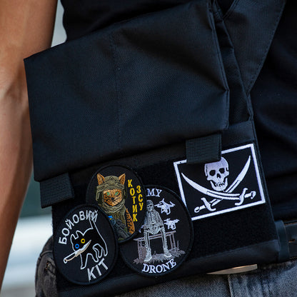 Сумка мессенджер С КОБУРОЙ. Тактическая сумка из ткани, 3 кармана, патч-панель, Cordura