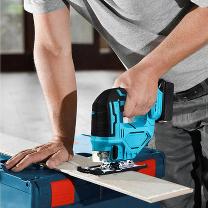 Аккумуляторный бесщеточный лобзик 24V с 2 АКБ в пластиковом кейсе с регулировкой скорости и угла наклона