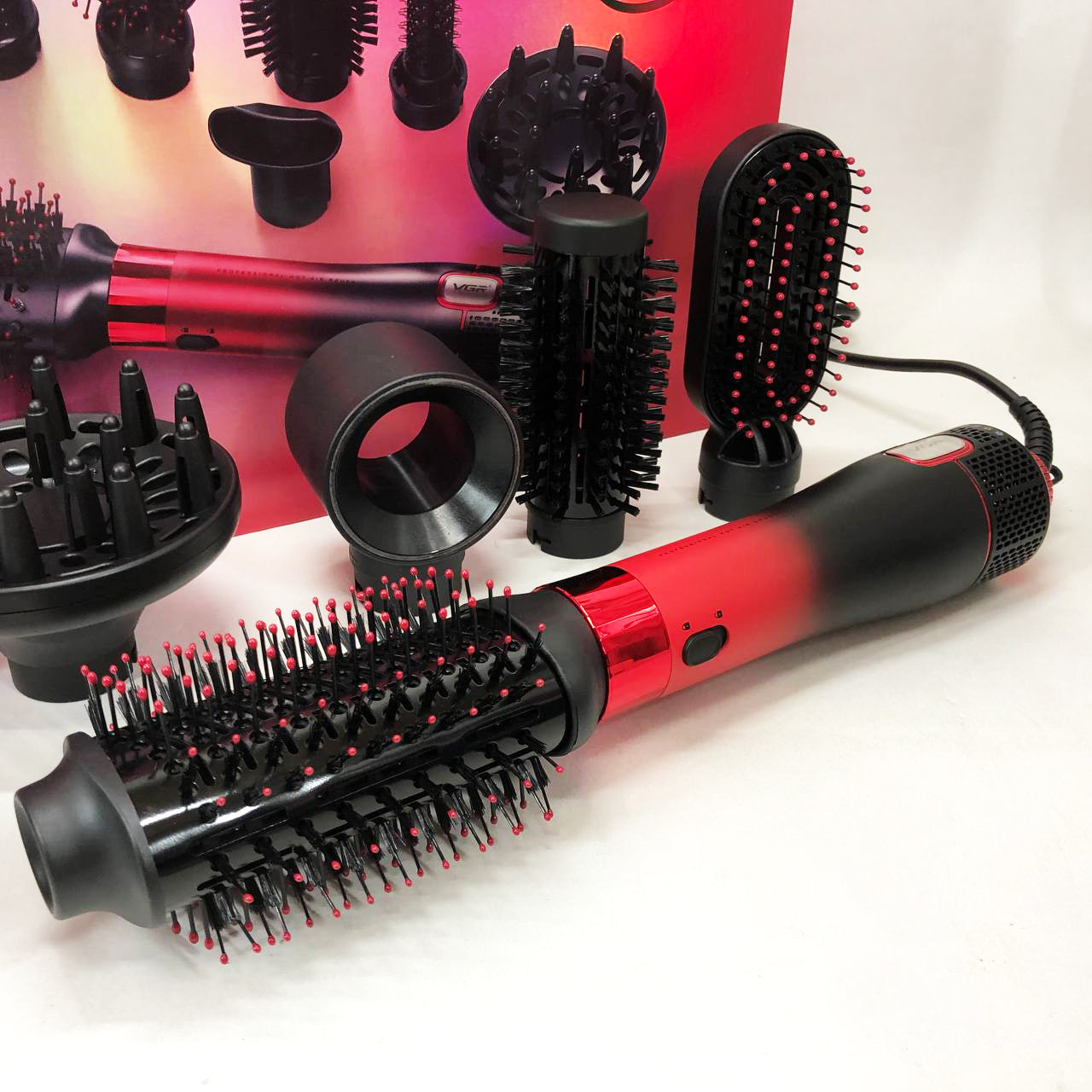 Фен-щітка стайлер VGR V-484 4 в 1. Колір: червоний