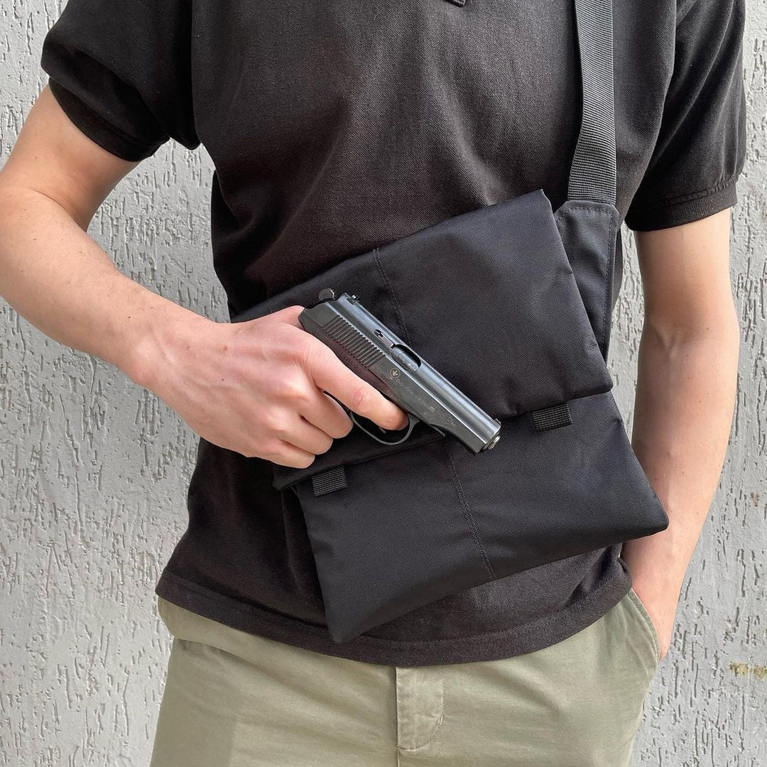 Набор: Сумка с кобурой + фонарь тактический POLICE BL-X71-P50