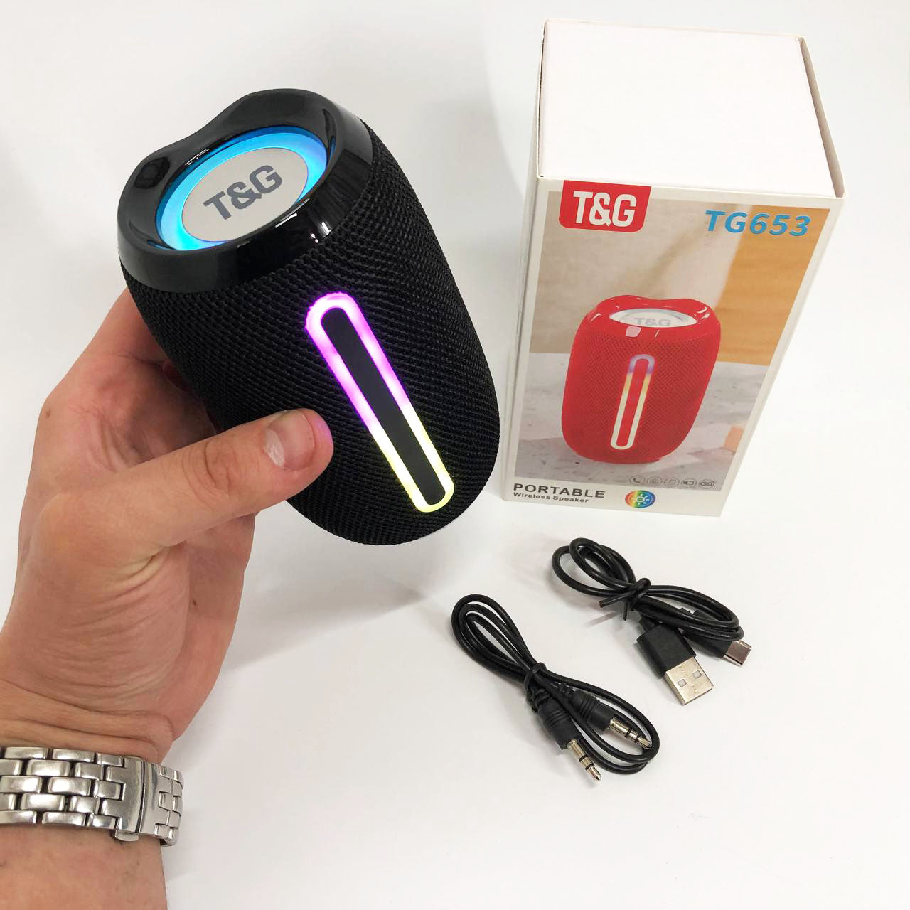 Портативная Bluetooth-колонка TG653 USB с ремешком, аккумуляторная колонка для музыки. Цвет: черный